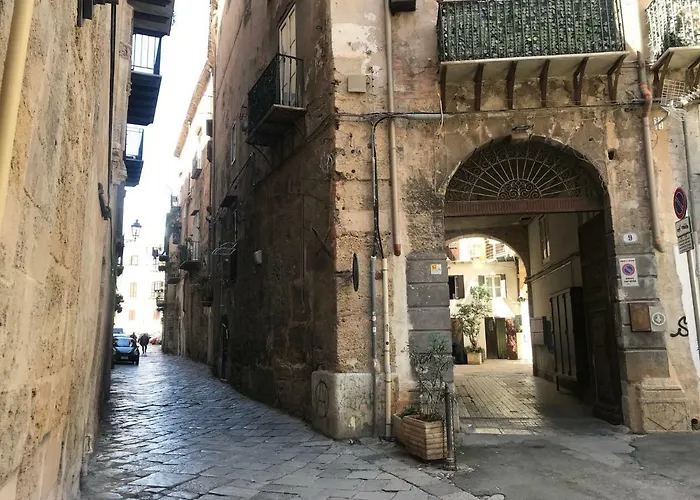La Fabbrica Del Viceré